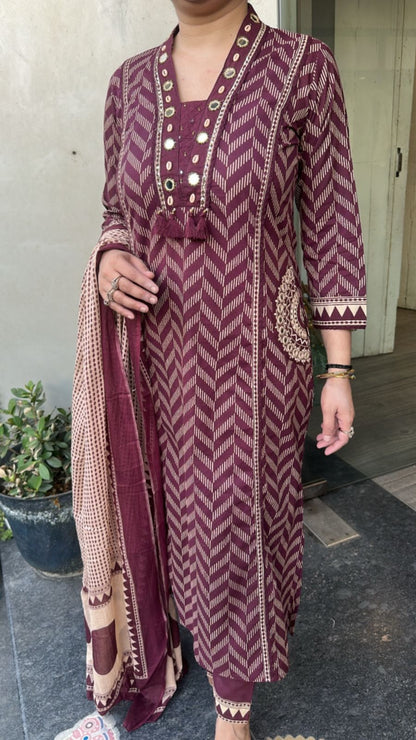 Garlic wine Digital print Suit