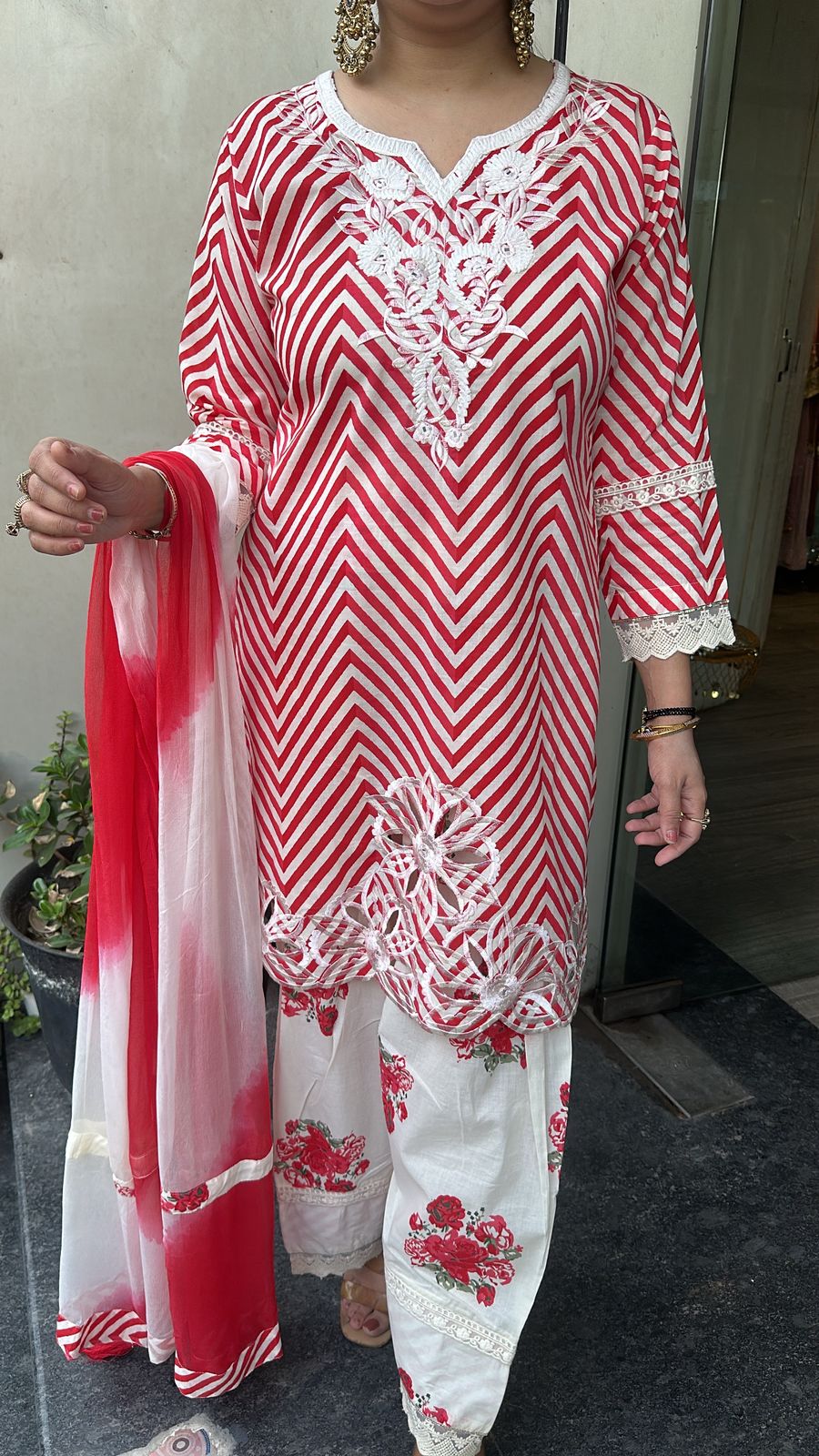 Vanilla Red Zig zag Digital print Suit