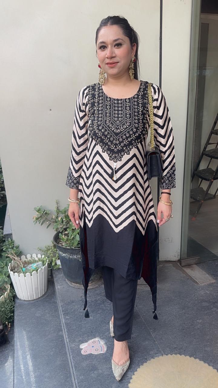 Goofy Black White  Digital Cotton Designer Tunic Set
