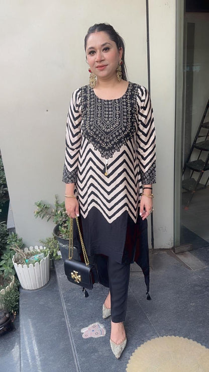 Goofy Black White  Digital Cotton Designer Tunic Set