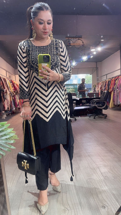 Goofy Black White  Digital Cotton Designer Tunic Set