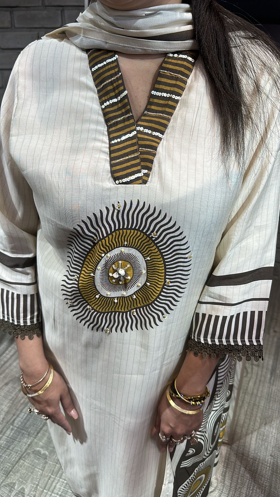 Pyaz ivory Cotton mul mul Designer Suit