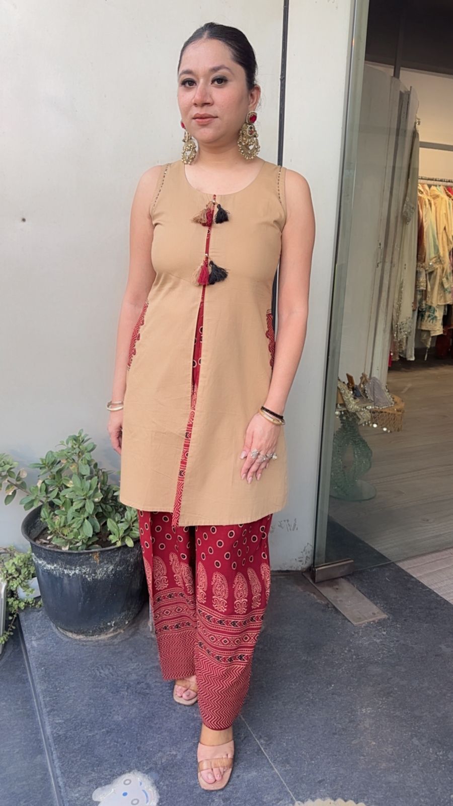 Pushkar Beige Farshi Tunic Set (Sleeve Fabric Attached)
