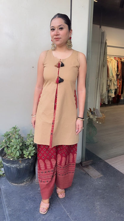 Pushkar Beige Farshi Tunic Set (Sleeve Fabric Attached)