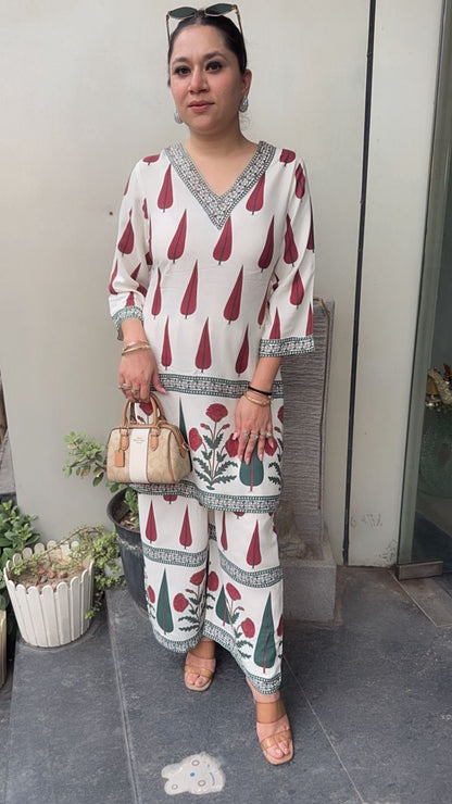Koras ivory Digital Printed Cordset