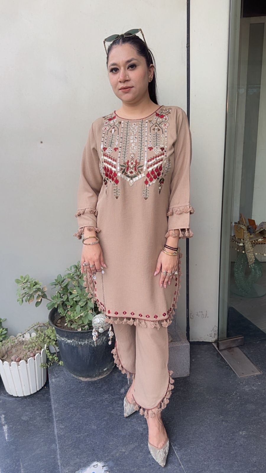 Wow Beige Tassel Designer Cordset