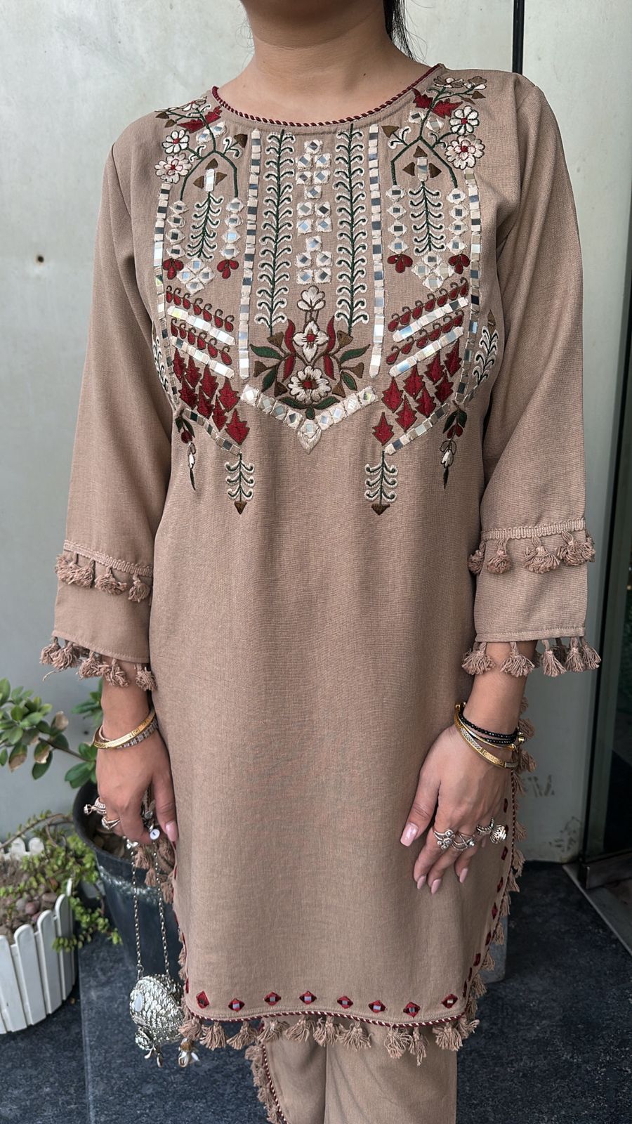 Wow Beige Tassel Designer Cordset