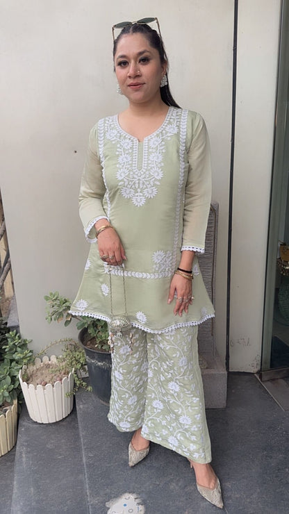 Koho pista Thread work Chikankari  Cordset