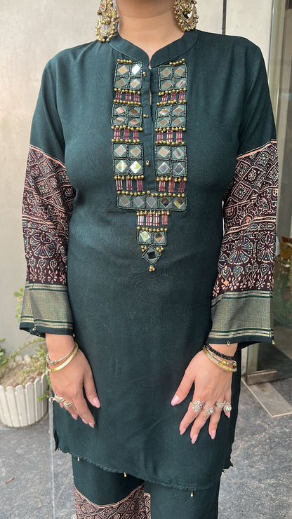 Vietnam Bottel Green Mirror Designer Cordset