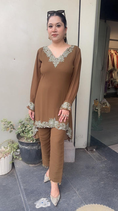 Smokey Dark Beige Katdana cordset