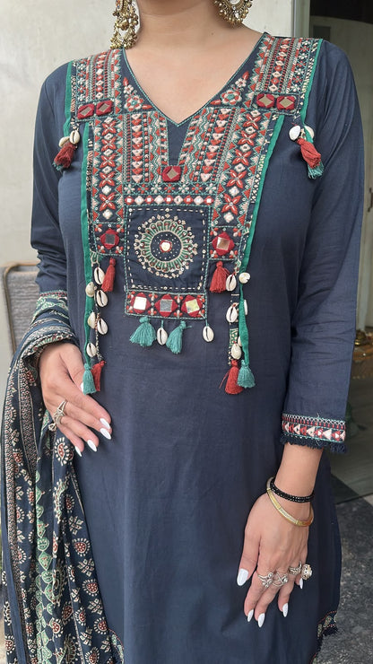 Zubera Navy Blue Farshi Salwar Cotton Designer suit