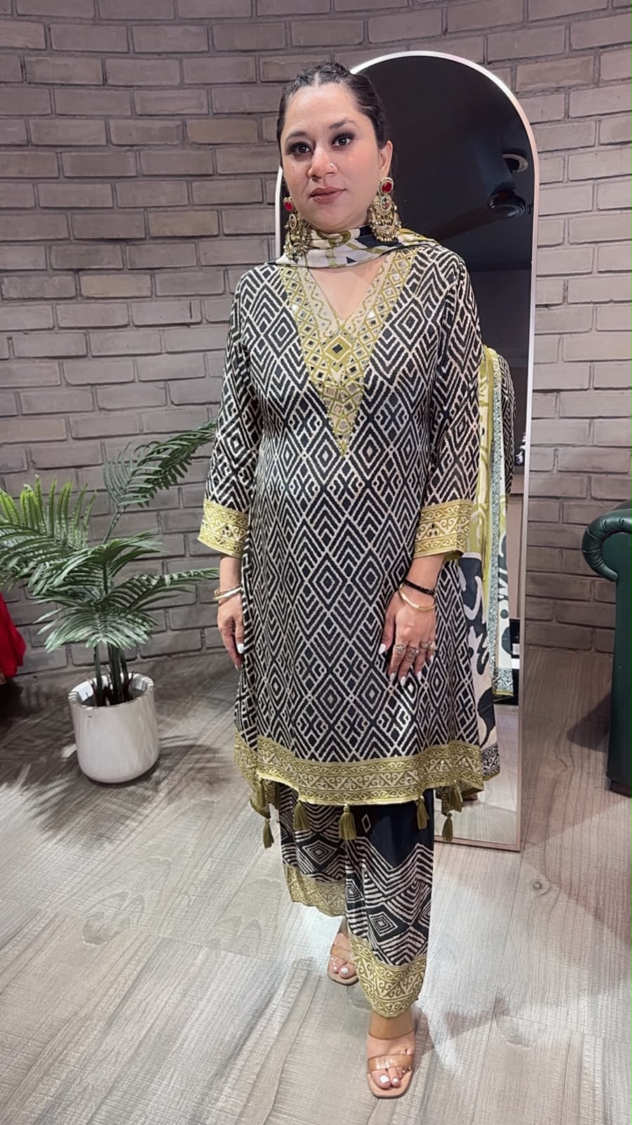 Billey Digital print C-Cut Style Plazoo Designer Suit