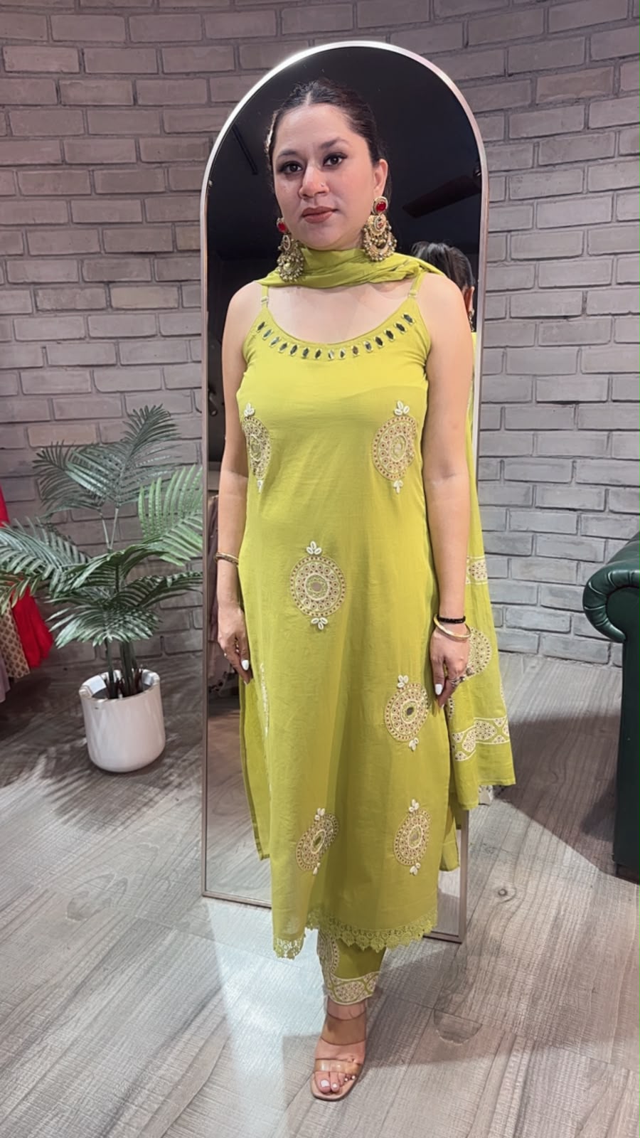 Nimbu pani Stapy Cotton Designer Suit