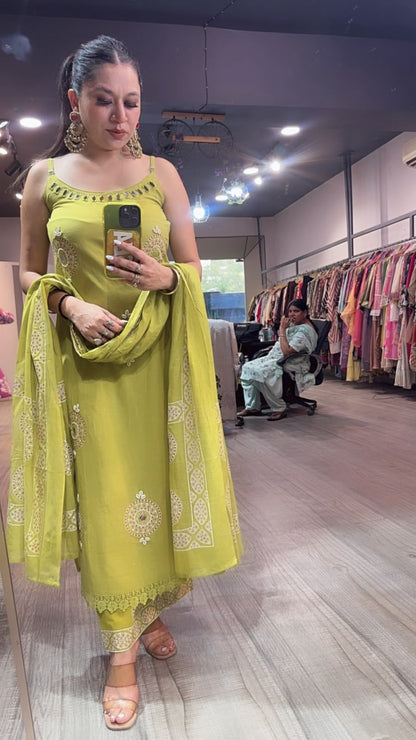 Nimbu pani Stapy Cotton Designer Suit