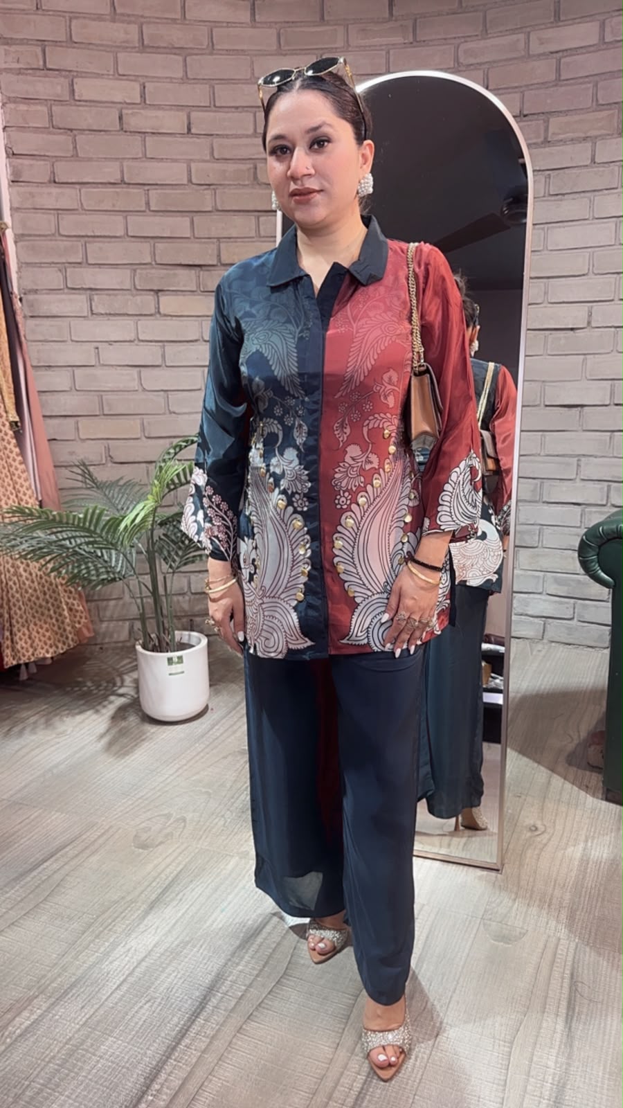 Lakmé 2 Shade Shirt Style Digital Cordset