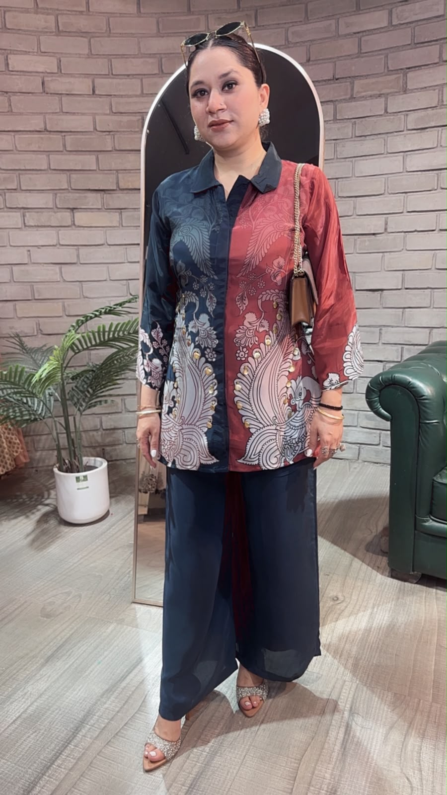 Lakmé 2 Shade Shirt Style Digital Cordset