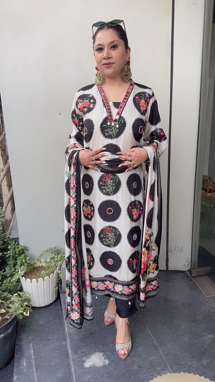 Fika Digital Print Mirror work Designer Suit