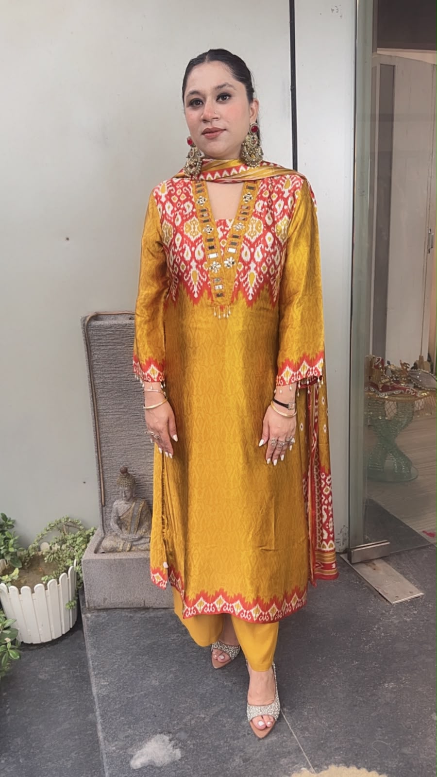 Teej Musturd Digital print Designer suit