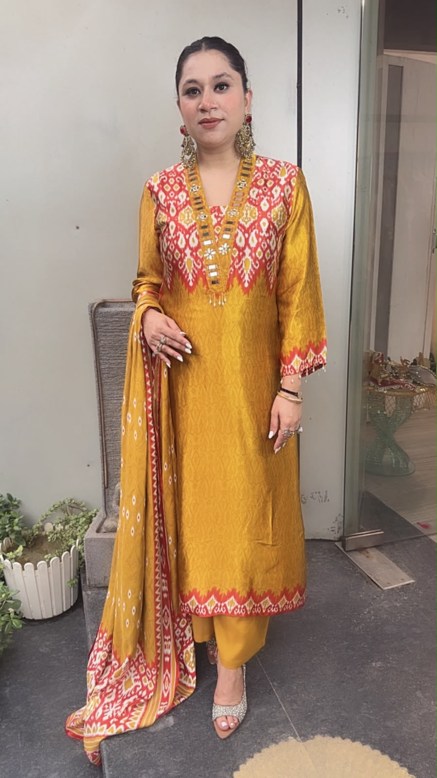 Teej Musturd Digital print Designer suit