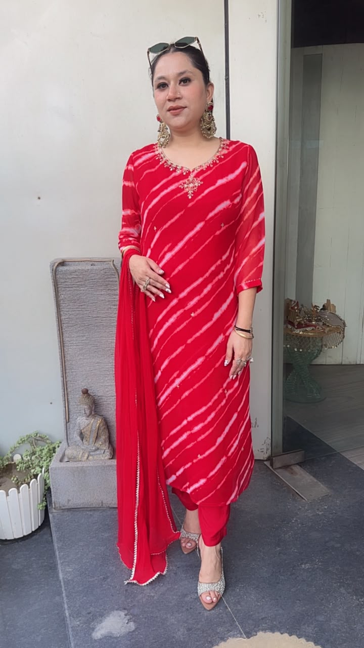 Sangria leheria Red Designer suit