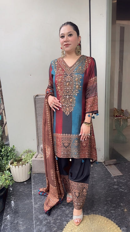Nihari Blue Mahroon Digital Handwork C-Cut Style Farshi Salwar Designer Suit