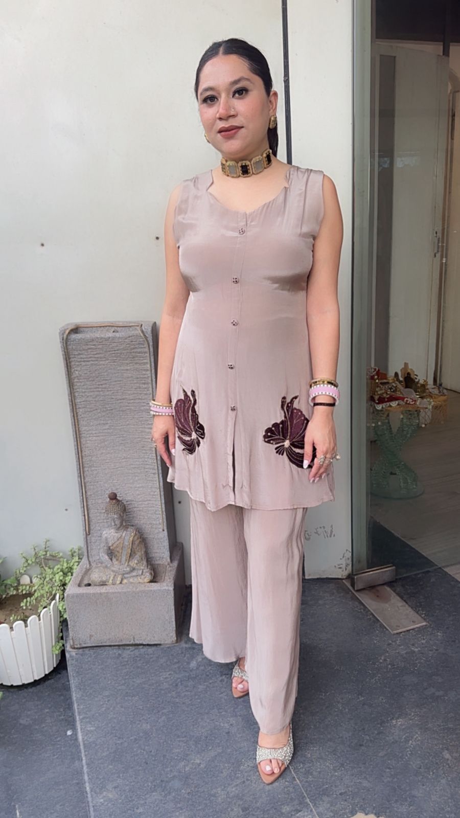 Eshara mouse Embroidered Cordset (sleeve fabric attached)