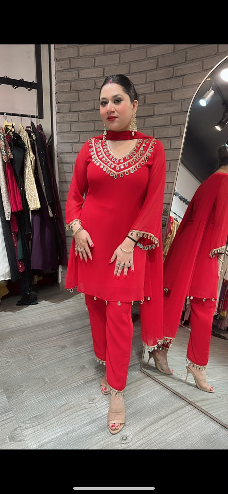 Chooda Red Mirror work Designer Suit