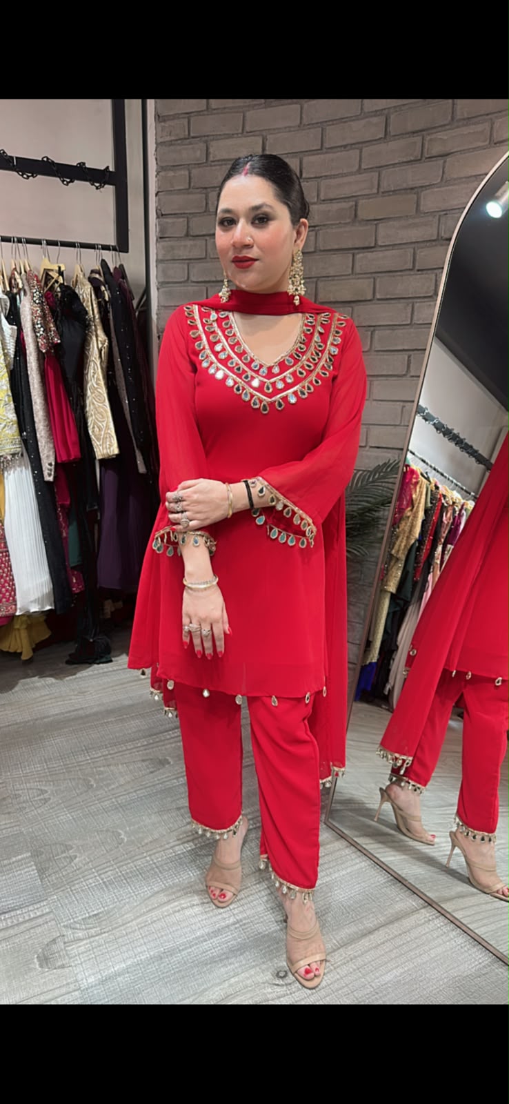 Chooda Red Mirror work Designer Suit