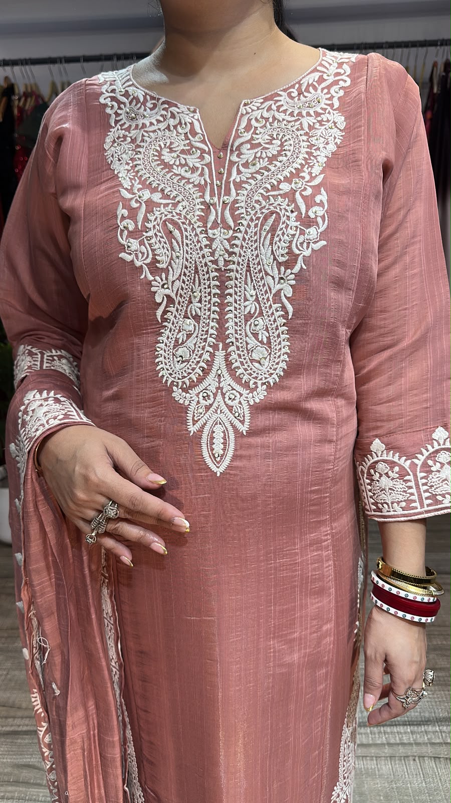 Dodha Onion pink Thread work Designer Suit