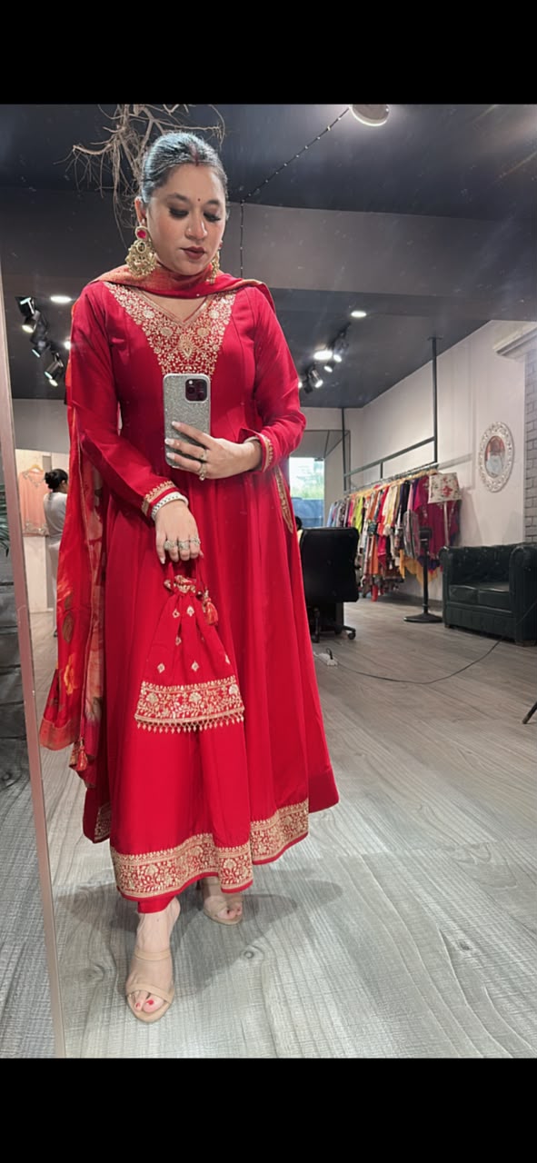 Laal Karwa Thread work with potli  Designer Suit
