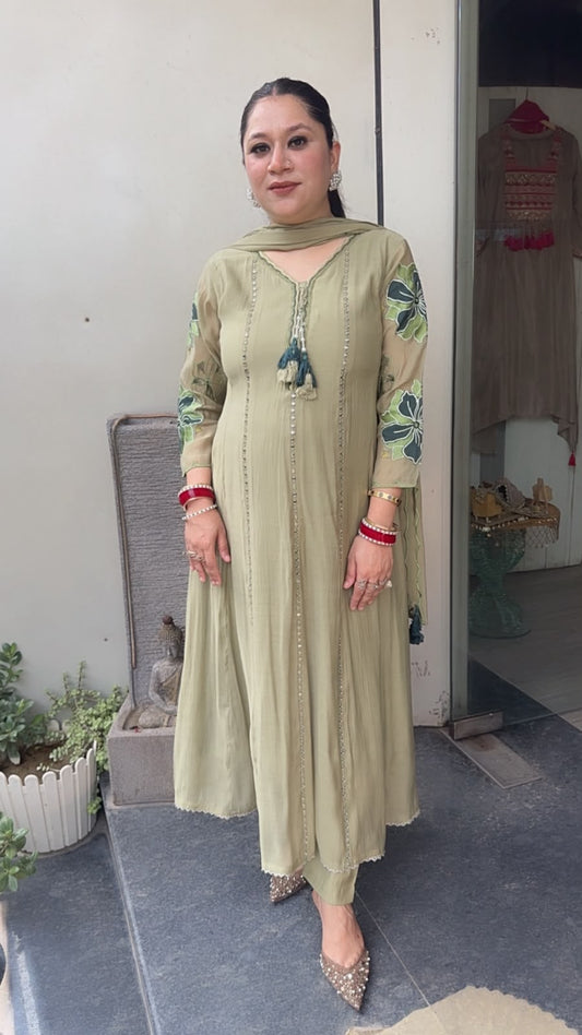 Rehmat pista Thread work Designer Anarkali