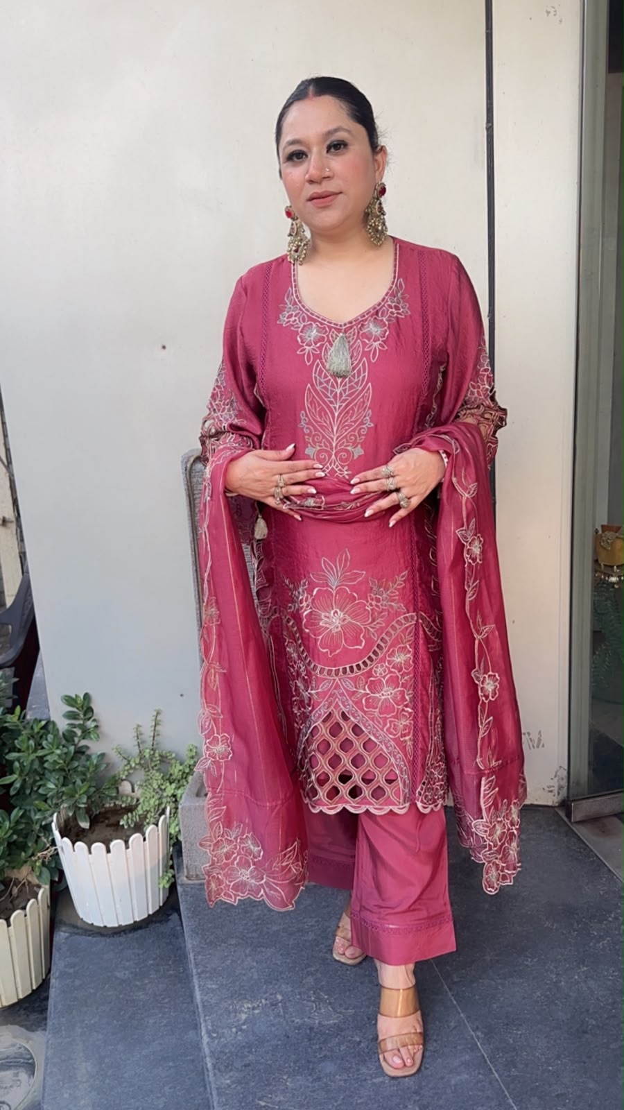 Arabic Onion pink Cutwork Designer Pakistani Suit