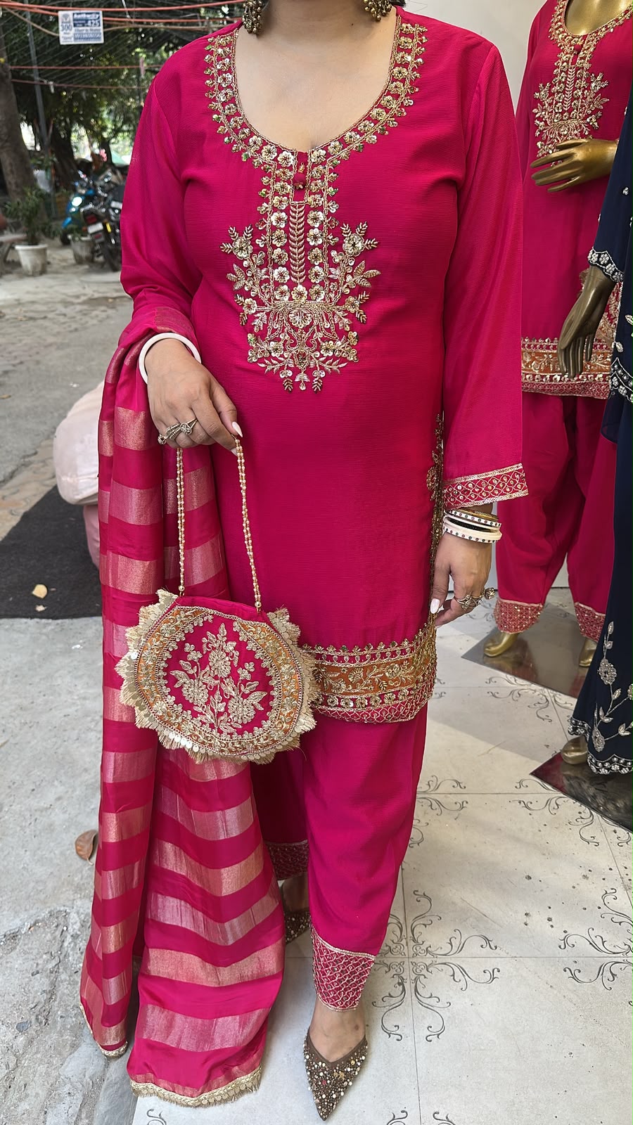 Biwi Foshia pink Embroidered Designer Suit with potli