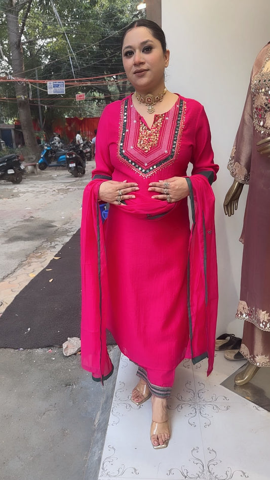 Khanna pink Hand work Neck Designer Suit