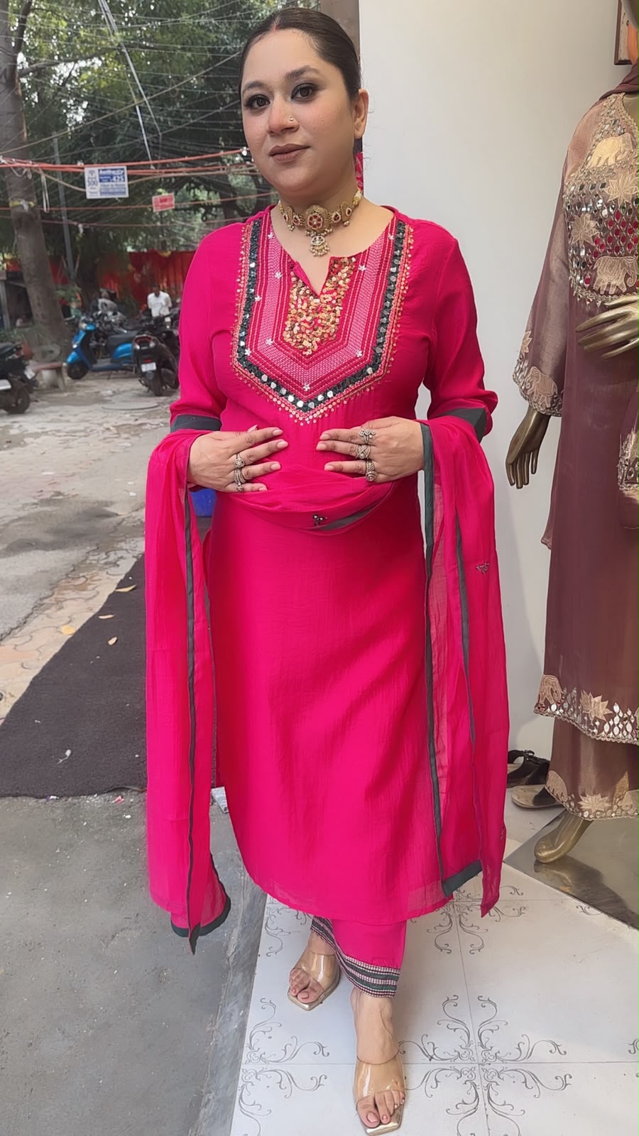 Khanna pink Hand work Neck Designer Suit