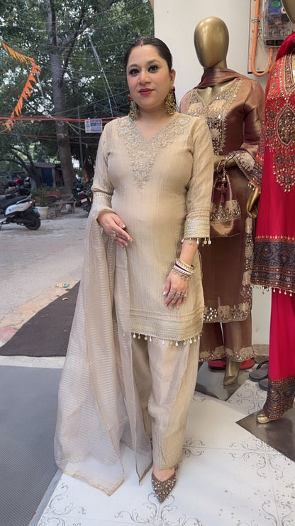 Niloofa Golden Farshi Salwar Designer Suit
