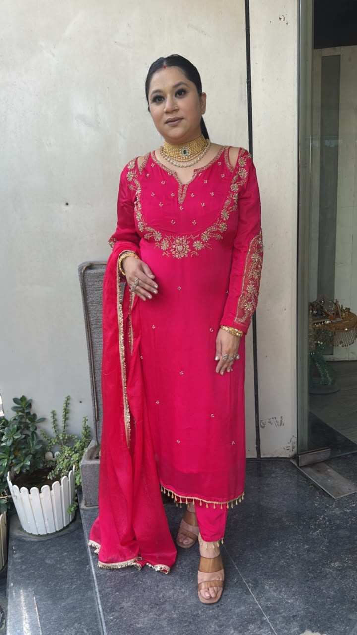 Chunari karwa pink Handwork Designer Suit