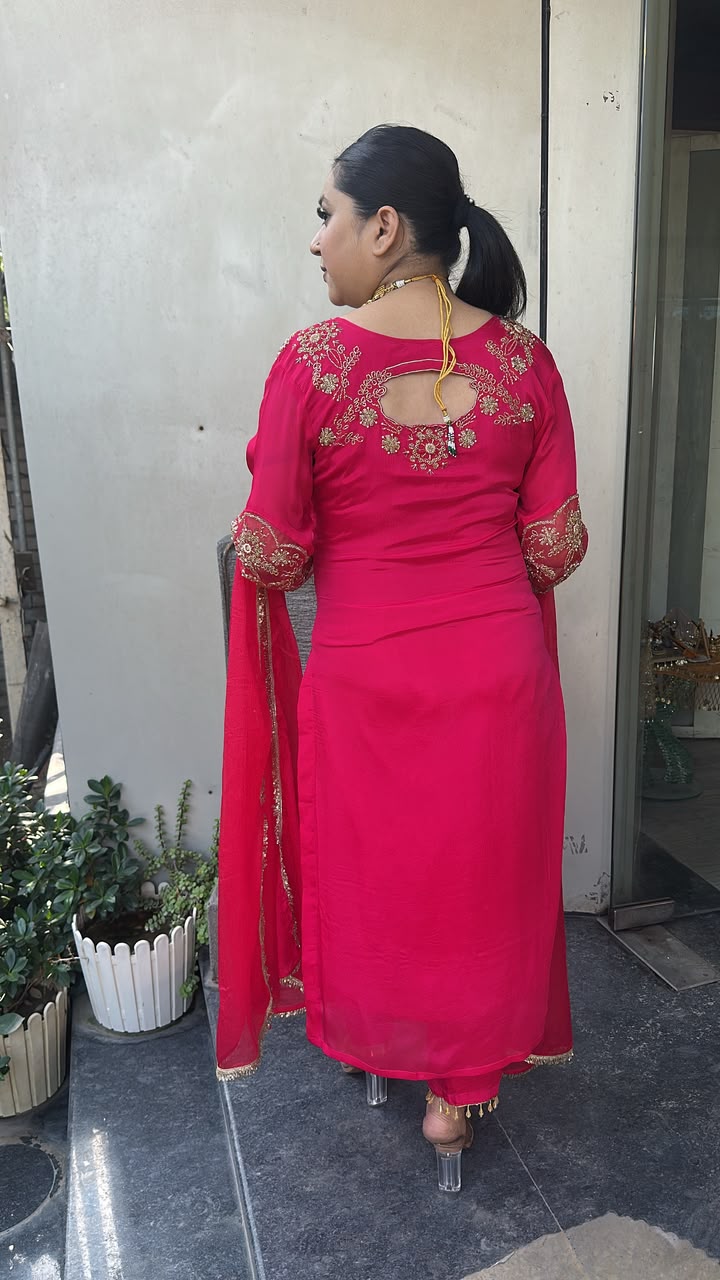 Chunari karwa pink Handwork Designer Suit