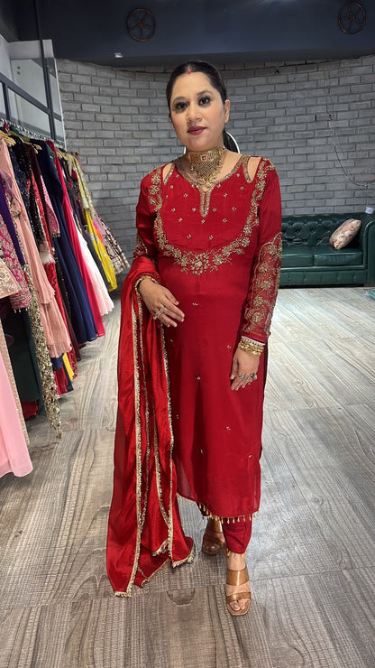 Chunari karwa Mahroon Handwork Designer Suit