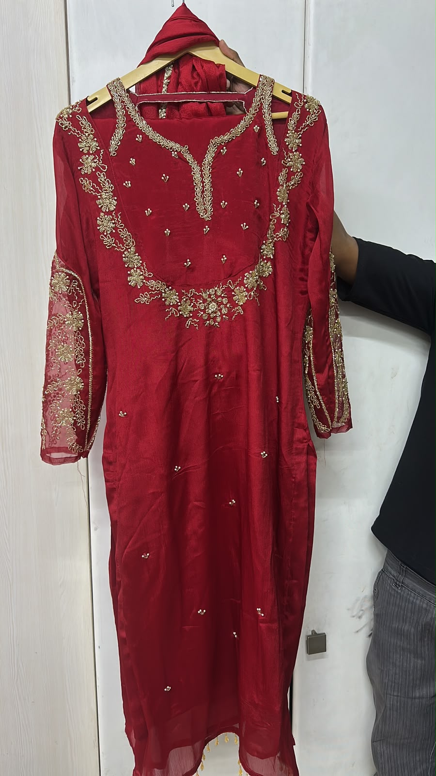 Chunari karwa Mahroon Handwork Designer Suit